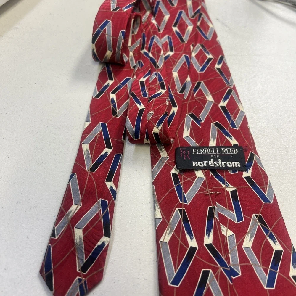 Vintage Ferrell Reed Nordstrom 100% Silk Tie Diamonds Geometric‎ Red